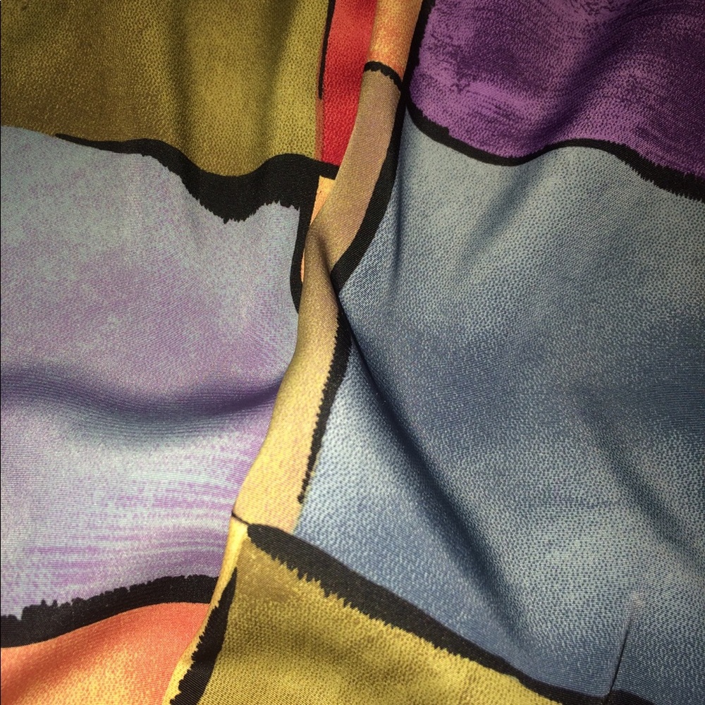 Colorblock Polyester Button Down - Picture 2 of 5